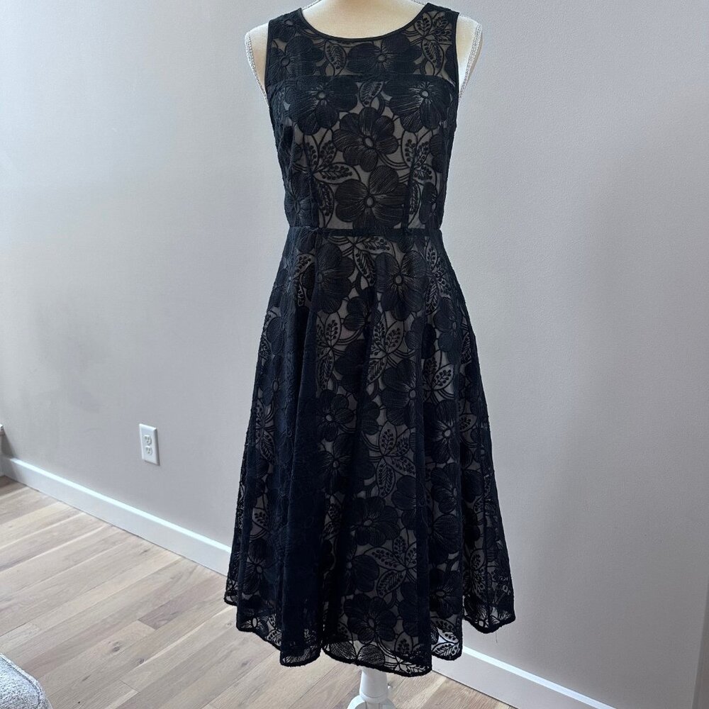 Ann Taylor Black Floral Sleeveless Cocktail Dress Size 2